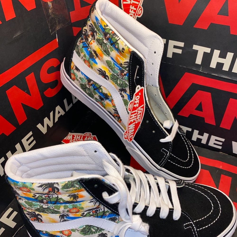 Vans Sk8-Hi Aloha Black Suede Men's 8/Women's 9.5 VN0A5HXV6WC